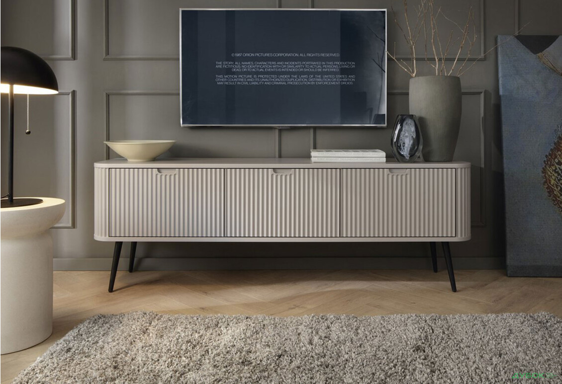 Тумба под ТВ Perfect Home Зова / Zova с 3 дверками 168 см, кашемир, черные ножки - Изображение 4 Изображение 4 - Тумба под ТВ Perfect Home Зова / Zova с 3 дверками 168 см, кашемир, черные ножки