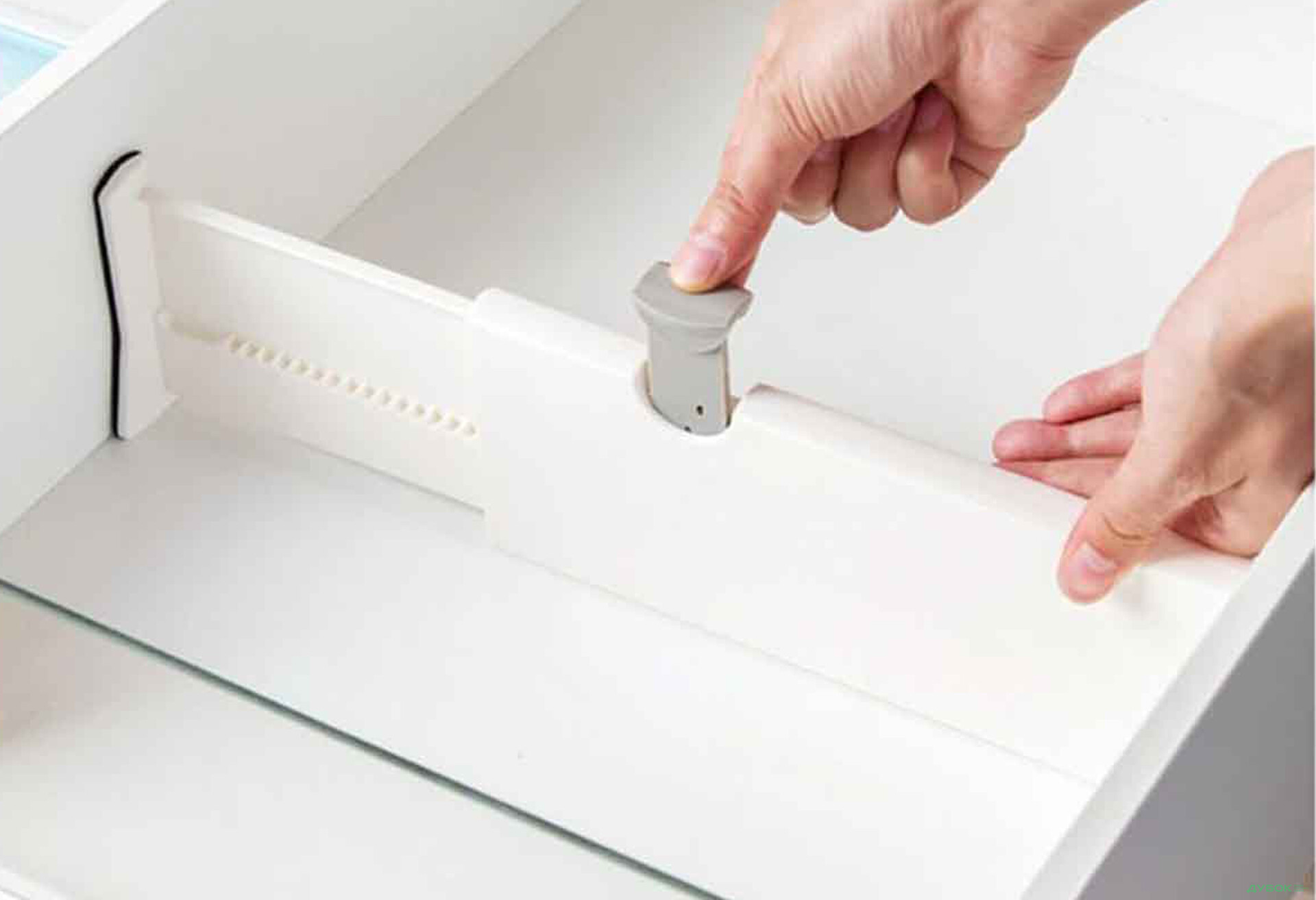 Розділювач для шухляди (спальня), довжина 38-54см, висота 10см Лука / Lucca MiroMark - Зображення 2 Зображення 2 - Розділювач для шухляди (спальня), довжина 38-54см, висота 10см Лука / Lucca MiroMark