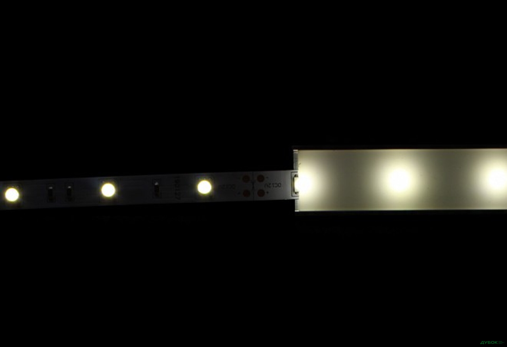 Фото 2 - Комплект: стрічка LS606 12V білий, БЖ60W вилка, з'єднувач Led-підсвітки для кухні Feron