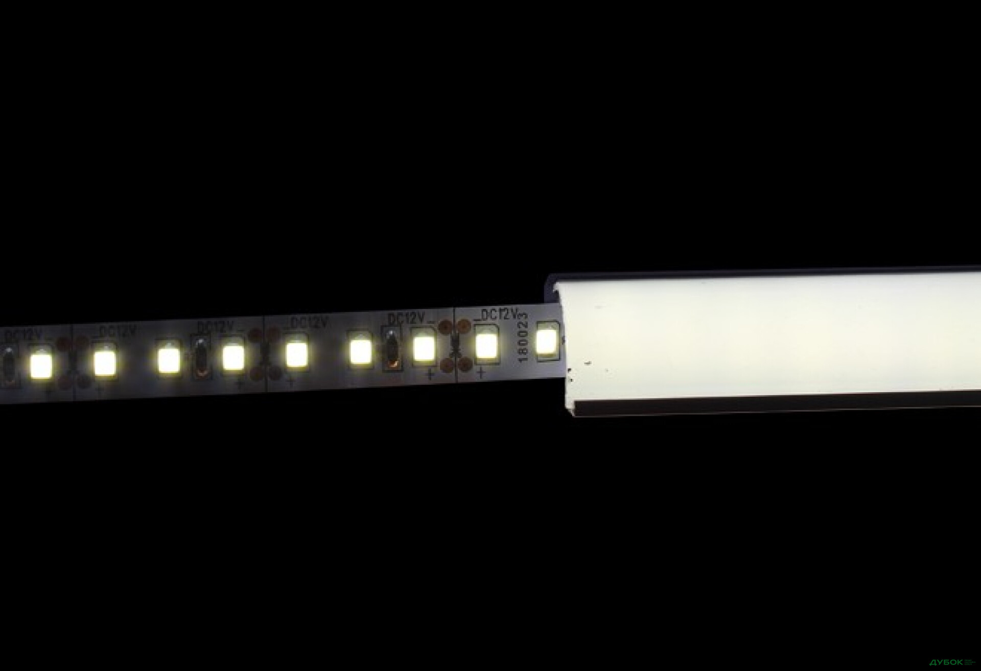 Фото 2 - Комплект: стрічка LS612 12V білий, БЖ60W вилка, з'єднувач Led-підсвітки для кухні Feron